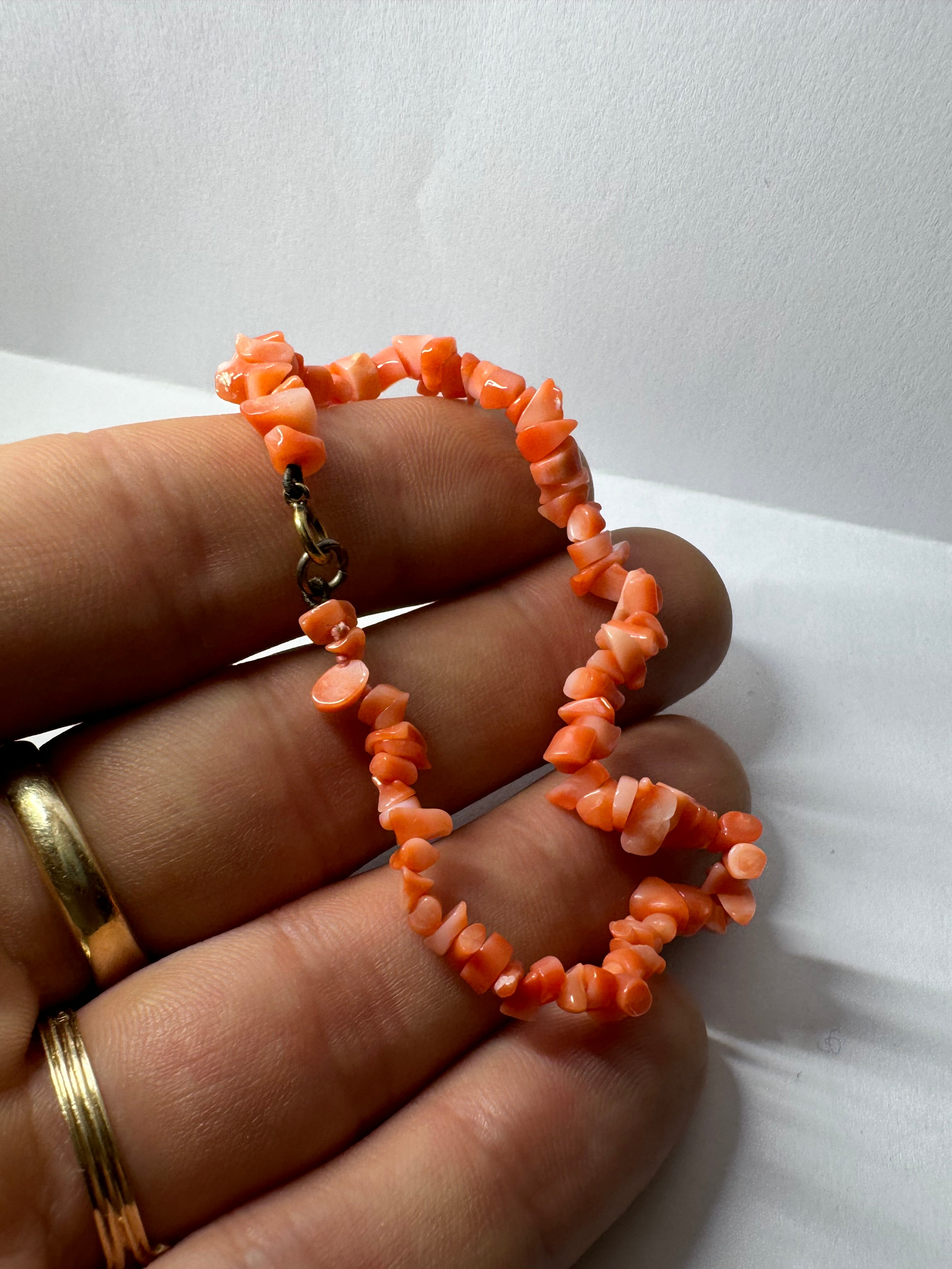 Vintage Coral Bracelet 9ct Clasp