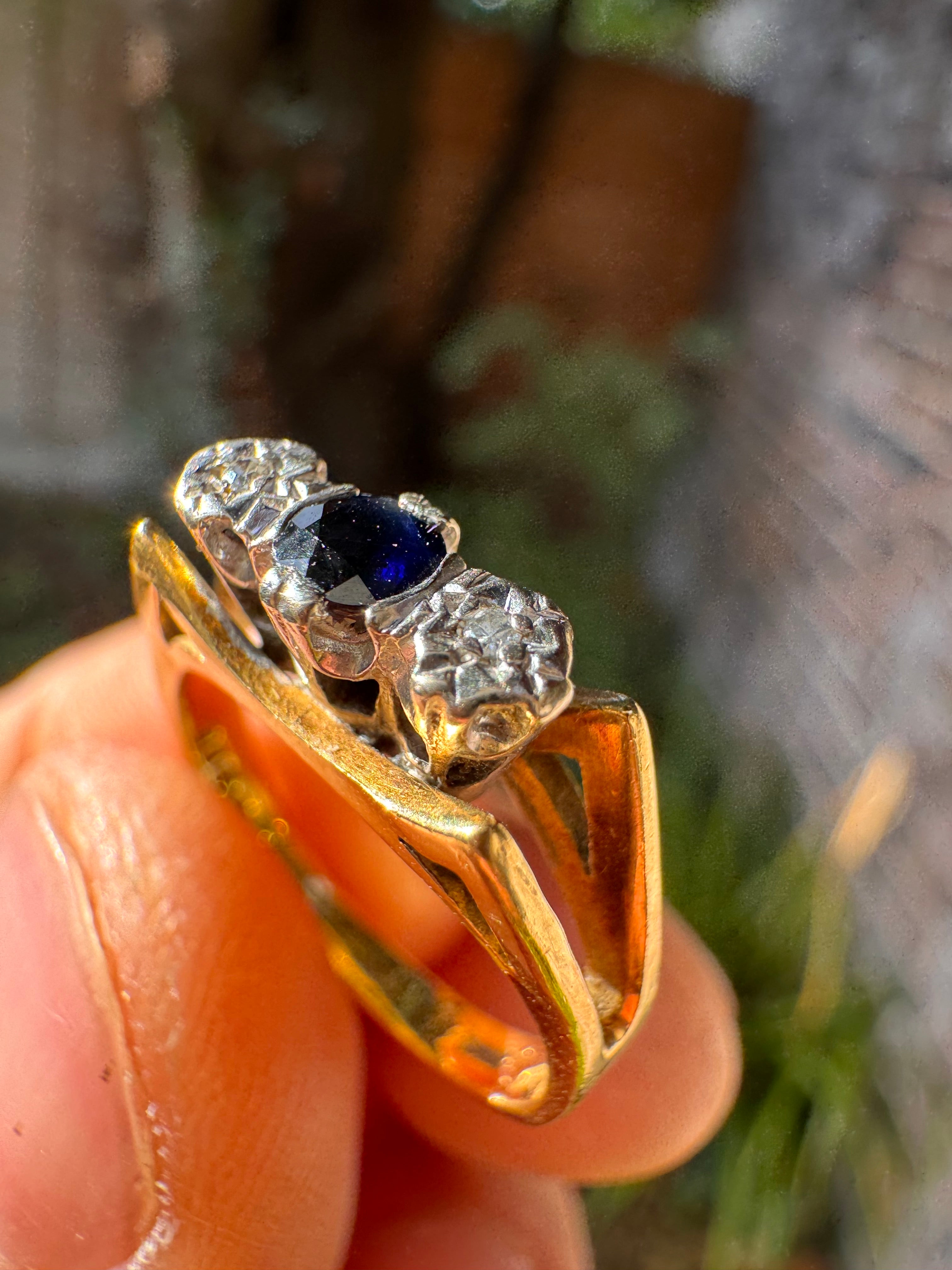 18ct Sapphire Diamond Trilogy Yellow Gold Ring Estimate £300-700