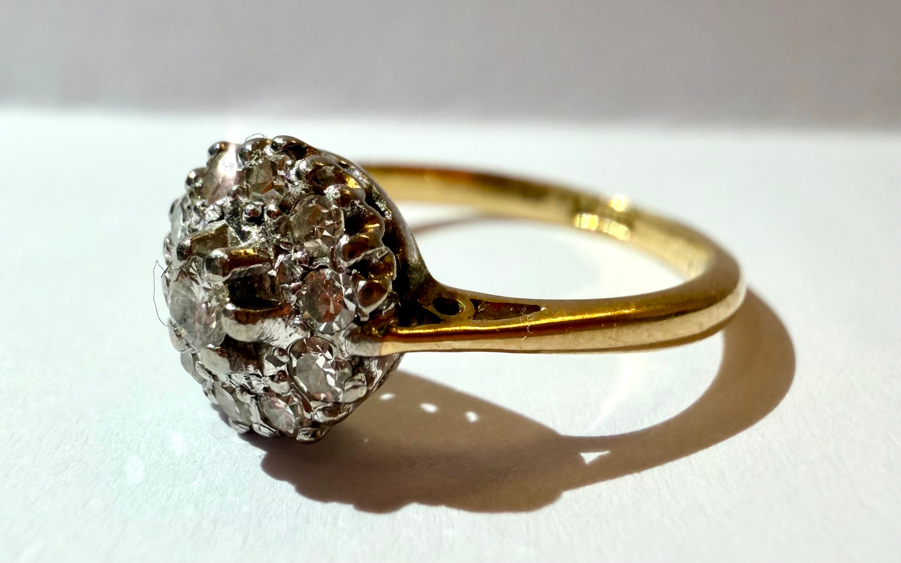 Lot 4: 18ct Yellow Gold Diamond Cluster Ring Estimate
