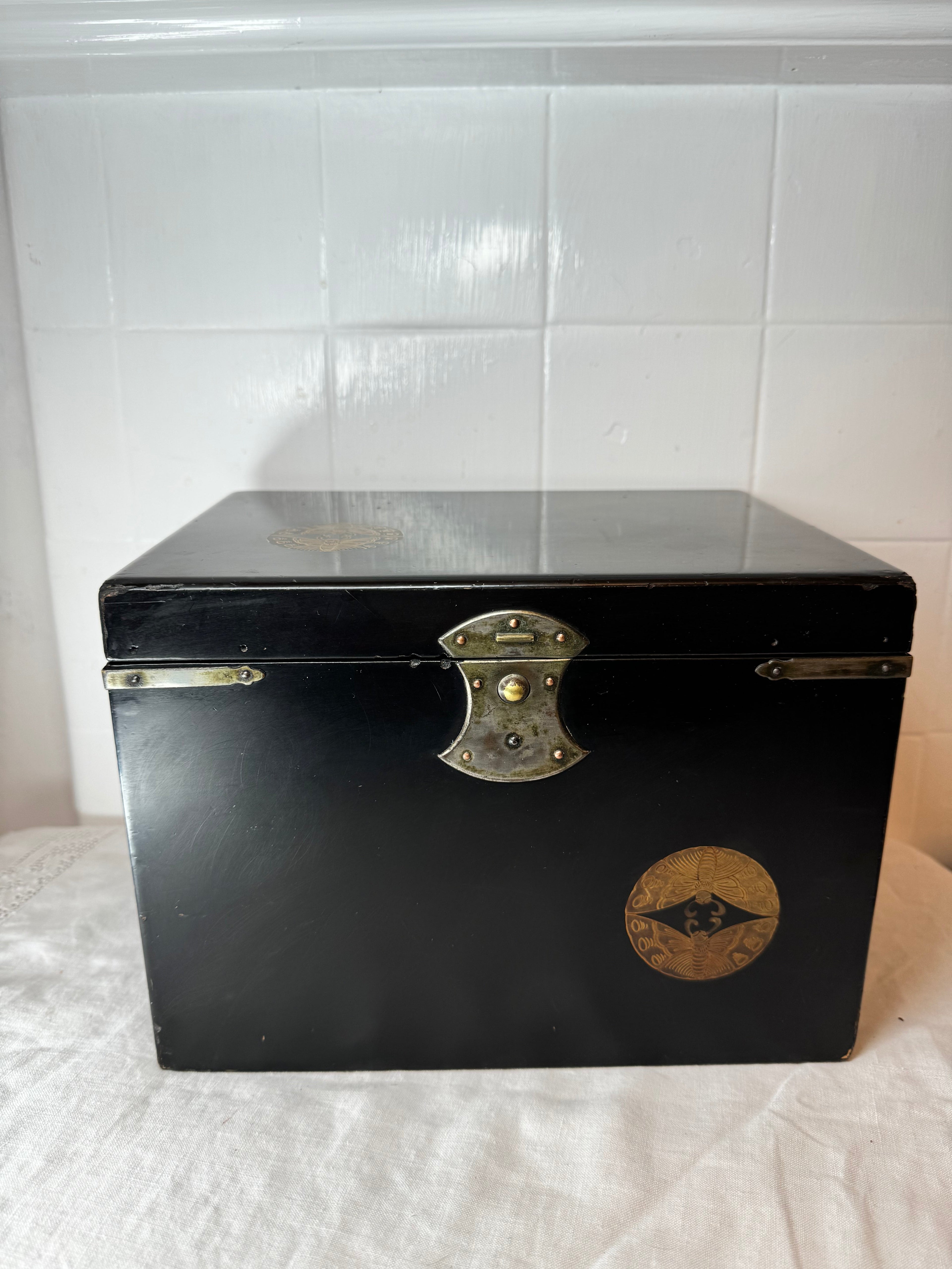 shopify auction