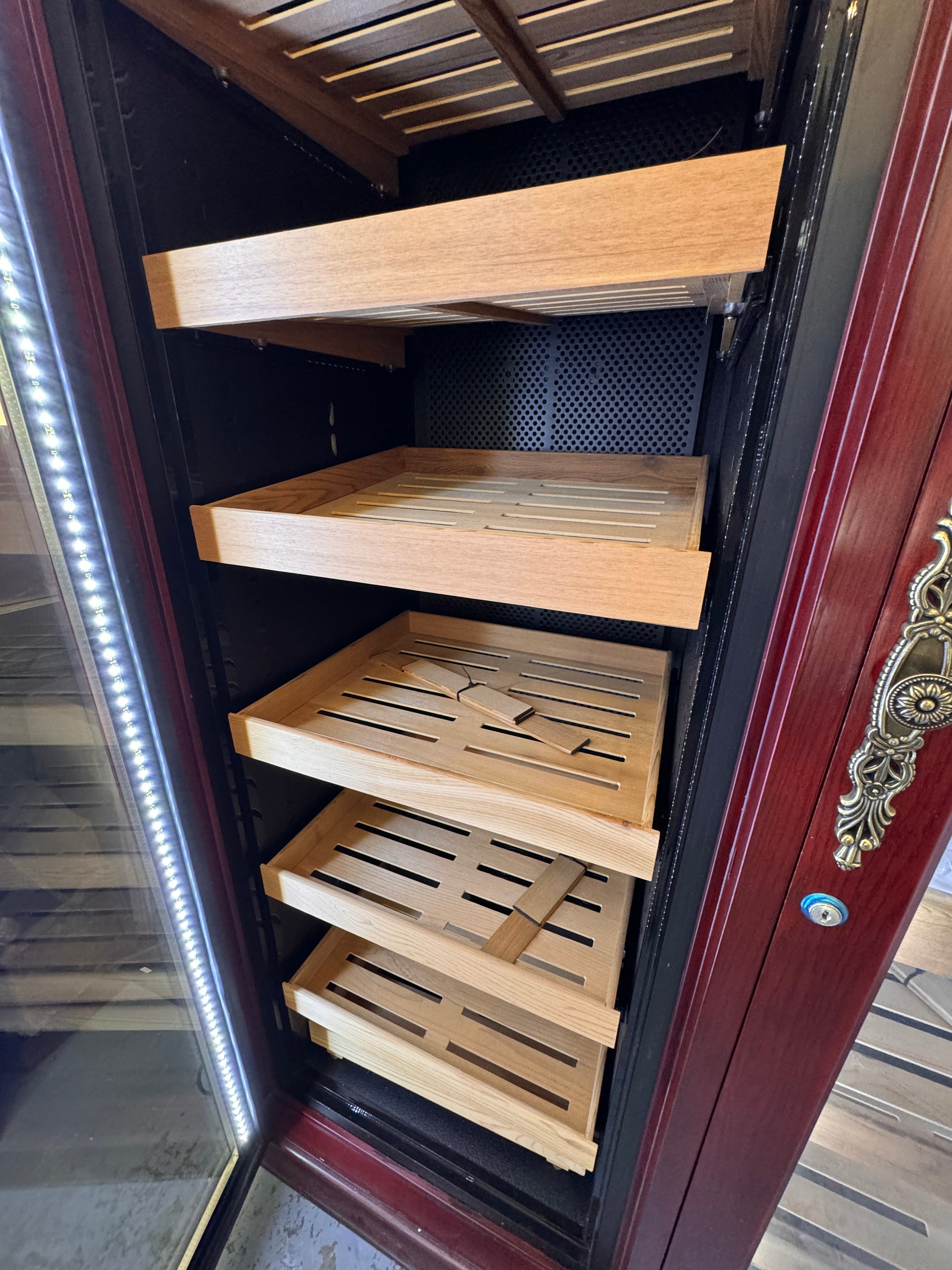 The Reagan 4000 Electric Cabinet Humidor By Prestige Import Group RRP £6000 BRAND NEW