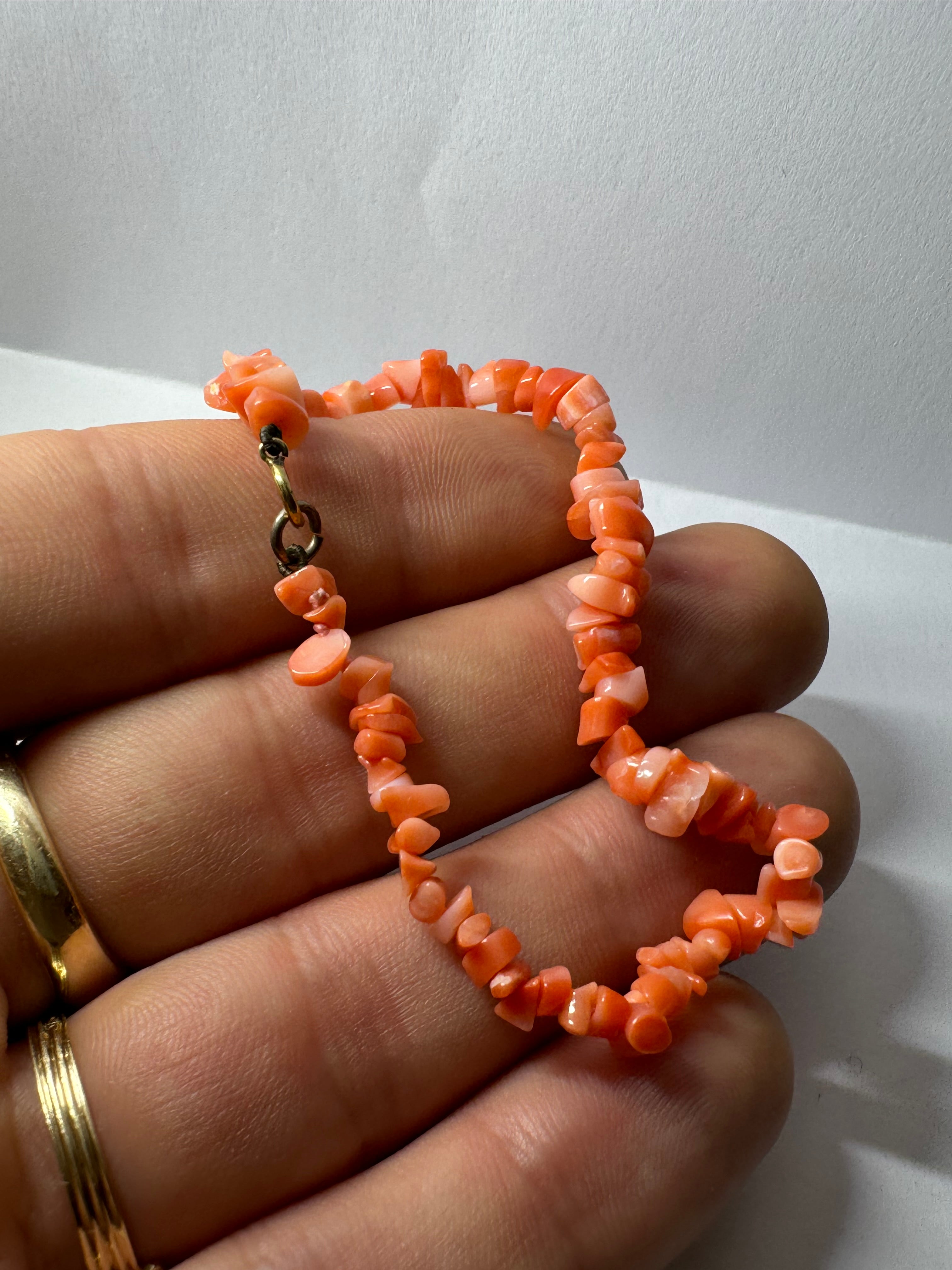 Vintage Coral Bracelet 9ct Clasp